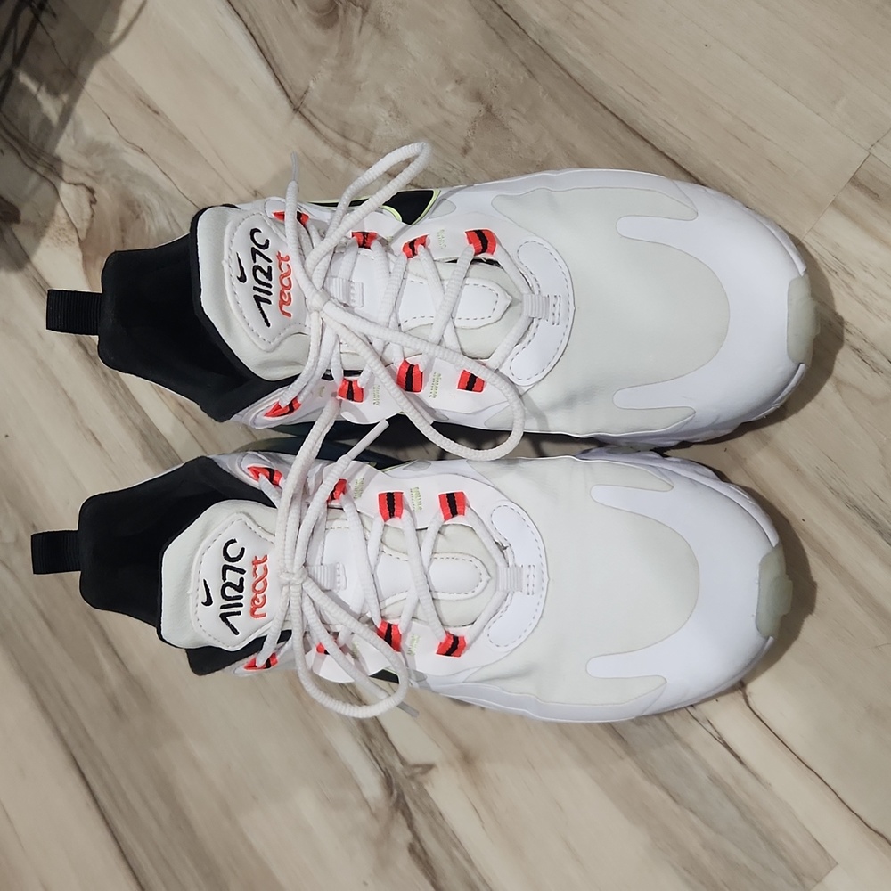 Women's Nike Sneakers